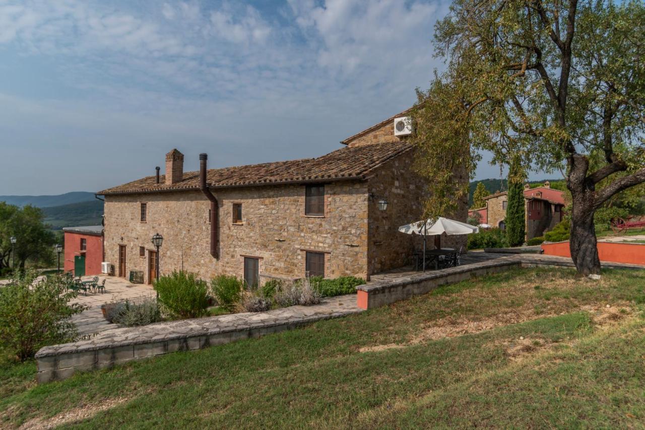 Agriturismo Le Case Rosse Di Montebuono Magione Dış mekan fotoğraf