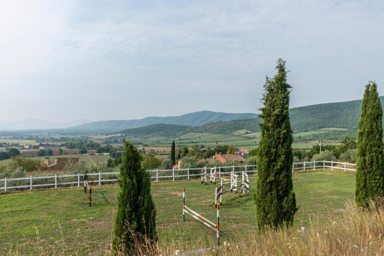 Agriturismo Le Case Rosse Di Montebuono Magione Dış mekan fotoğraf